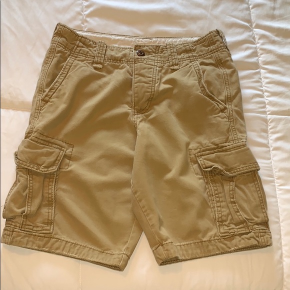 dark khaki cargo shorts